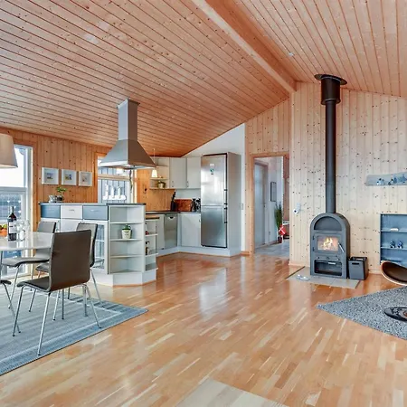 Arni - 150m From The Sea By Interhome