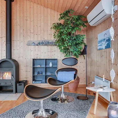 Ferienhaus Arni - 150m From The Sea By Interhome *